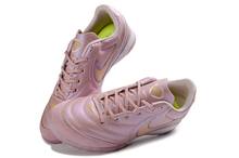 Carregar imagem no visualizador da galeria, Nike Tiempo Legend Ligera PRO Society
