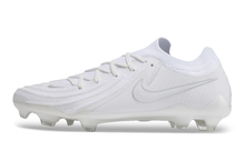 Carregar imagem no visualizador da galeria, Nike Phantom GX2 Elite FG - Branco
