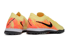 Carregar imagem no visualizador da galeria, Nike Phantom GX II Elite Society - Amarelo
