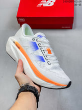 Carregar imagem no visualizador da galeria, Tênis New Balance FC SC Elite V4 - CLIQUE PARA VER MAIS CORES
