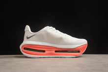 Carregar imagem no visualizador da galeria, NIKE VOMERO PREMIUM
