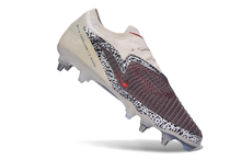 Carregar imagem no visualizador da galeria, Nike Phantom 6 Elite SG Trava Mista - United 03
