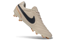Carregar imagem no visualizador da galeria, Nike Tiempo Ligera Pro FG - Bege
