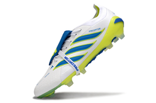 Carregar imagem no visualizador da galeria, Adidas Predator 26 Elite Tongue FG
