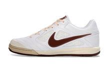 Carregar imagem no visualizador da galeria, Nike SB Gato Futsal - Branco
