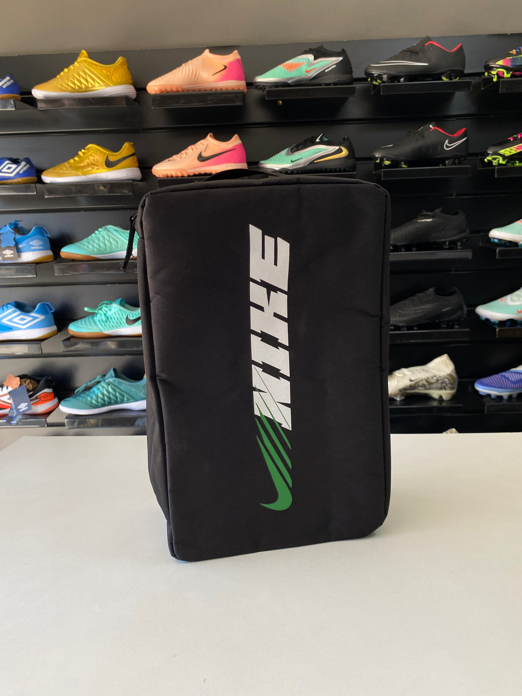 Porta Chuteira Nike Preta