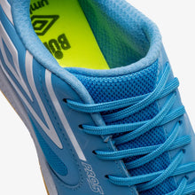 Carregar imagem no visualizador da galeria, Chuteira Futsal Umbro Pro 5 Bump
