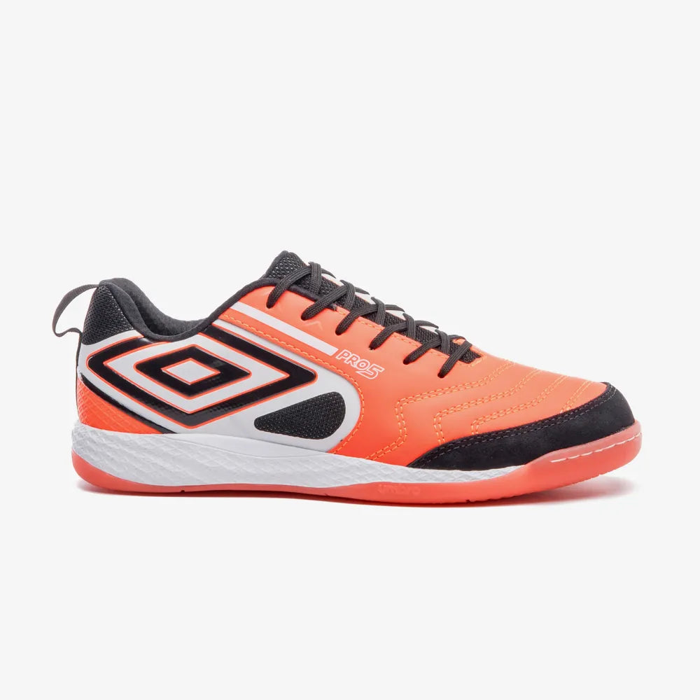 Chuteira Futsal Umbro Pro 5 Bump Coral