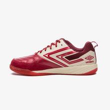 Carregar imagem no visualizador da galeria, Chuteira Futsal Umbro Pro 5 Bump
