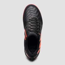 Carregar imagem no visualizador da galeria, Chuteira Futsal Umbro Pro5 Bump
