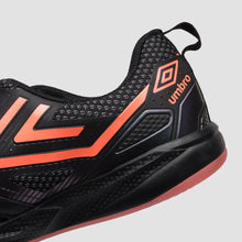 Carregar imagem no visualizador da galeria, Chuteira Futsal Umbro Pro5 Bump
