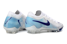 Carregar imagem no visualizador da galeria, Nike Phantom GX2 Elite FG - Branco
