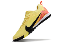 Carregar imagem no visualizador da galeria, Nike Mercurial Air Zoom Vapor 16 Pro Society - Mbappe
