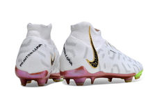 Carregar imagem no visualizador da galeria, Nike Phantom Luna Elite FG - Golden Pack
