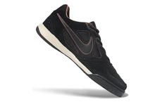 Carregar imagem no visualizador da galeria, Nike SB Gato Futsal - Preto
