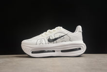 Carregar imagem no visualizador da galeria, NIKE VOMERO PREMIUM
