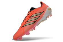 Carregar imagem no visualizador da galeria, Adidas Predator 26 Elite FG
