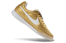 Carregar imagem no visualizador da galeria, Nike Tiempo Ronaldinho R10 Futsal - Dourado
