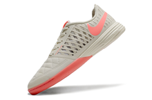 Carregar imagem no visualizador da galeria, Nike Lunar Gato II Futsal - Creme
