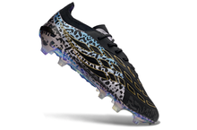 Carregar imagem no visualizador da galeria, Adidas Predator 26 Elite FG - Preto
