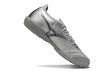 Carregar imagem no visualizador da galeria, Mizuno Morelia Neo Sala β Society - Made in Japan
