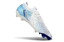 Carregar imagem no visualizador da galeria, Nike Phantom GX2 Elite FG - Branco
