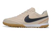 Carregar imagem no visualizador da galeria, Nike Tiempo Legend Ligera PRO Society - Bege
