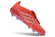 Carregar imagem no visualizador da galeria, Adidas Predator 26 Elite Tongue FG
