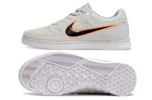 Carregar imagem no visualizador da galeria, Nike Gato Futsal - Branco
