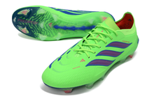Carregar imagem no visualizador da galeria, Adidas Predator 26 Elite FG - Verde
