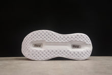 Carregar imagem no visualizador da galeria, NIKE VOMERO PREMIUM
