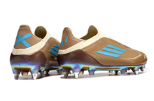 Carregar imagem no visualizador da galeria, Adidas F50 Elite Laceless SG - Messi x Bunny
