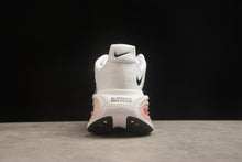 Carregar imagem no visualizador da galeria, NIKE VOMERO PREMIUM
