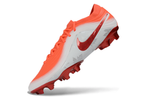 Carregar imagem no visualizador da galeria, Nike Tiempo Maestro Elite FG - United 03
