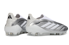 Carregar imagem no visualizador da galeria, Adidas Copa Pure 4 LL Elite FG - Ice Cold Precision
