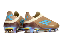 Carregar imagem no visualizador da galeria, Adidas F50 Elite Laceless FG - Messi x Bunny
