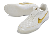 Carregar imagem no visualizador da galeria, Nike Tiempo Ronaldinho R10 Futsal
