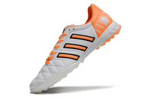 Carregar imagem no visualizador da galeria, Adidas 11 Pro Society TF - Branco Laranja
