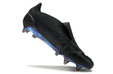 Carregar imagem no visualizador da galeria, Adidas Predator Elite Tongue SG - Black Pack
