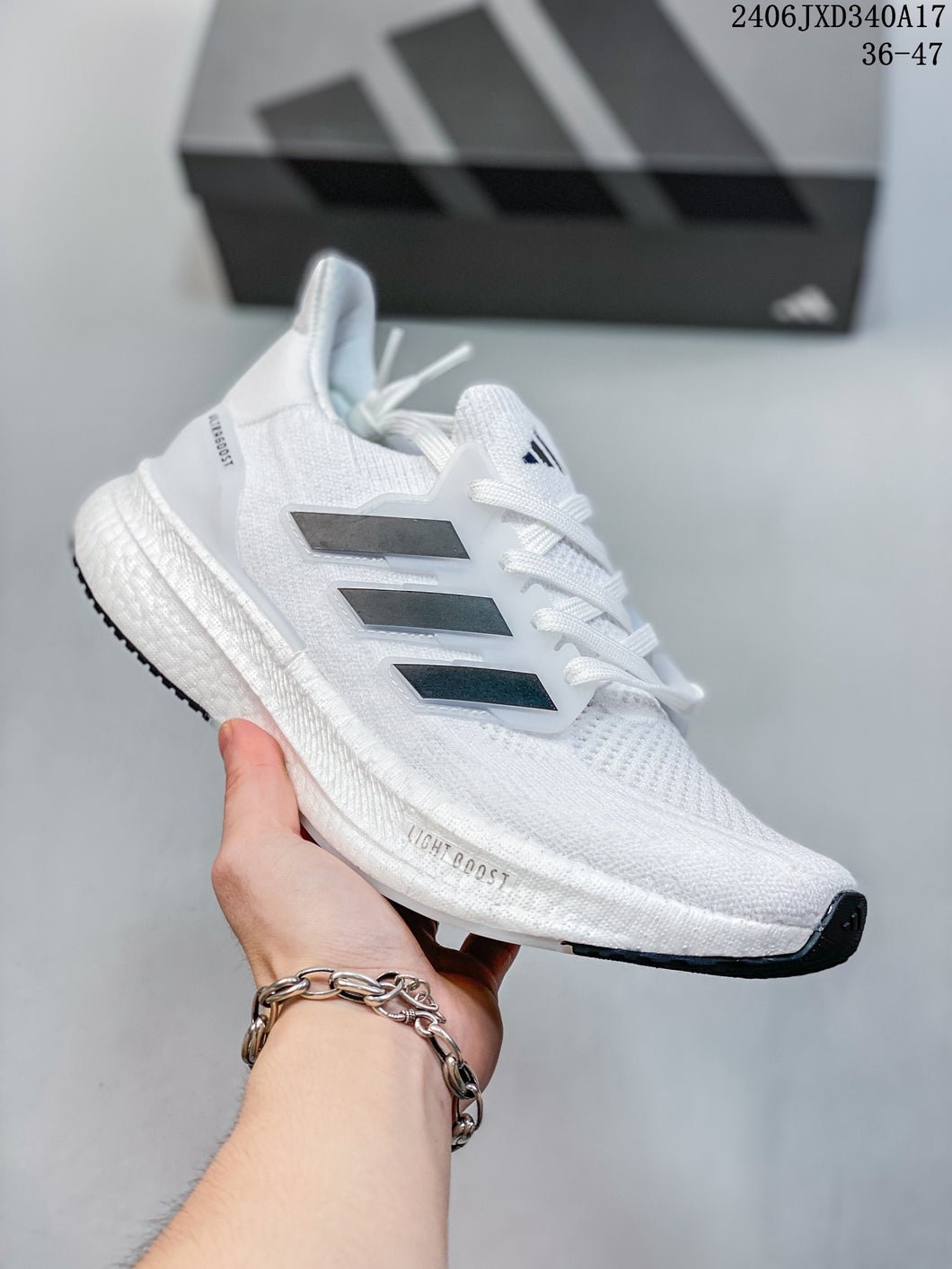 Tênis Adidas Ultra Boost Light