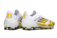 Carregar imagem no visualizador da galeria, Adidas F50 Elite Laceless FG - Branco Dourado
