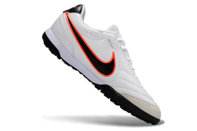 Carregar imagem no visualizador da galeria, Nike Tiempo Legend Ligera PRO Society - Branco
