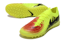 Carregar imagem no visualizador da galeria, Nike Phantom GX II Elite Society - Amarelo
