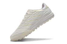 Carregar imagem no visualizador da galeria, Adidas Copa Pure .3 Society - Branco
