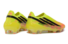 Carregar imagem no visualizador da galeria, Adidas F50 Elite Hyperfast Laceless FG - Amarelo
