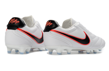 Carregar imagem no visualizador da galeria, Nike Tiempo Ligera Pro FG - Branco
