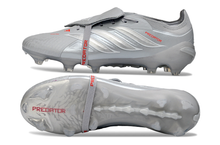 Carregar imagem no visualizador da galeria, Adidas Predator 26 Elite Tongue FG
