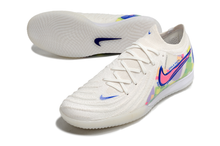 Carregar imagem no visualizador da galeria, Nike Phantom GX2 Elite Futsal - SoCal
