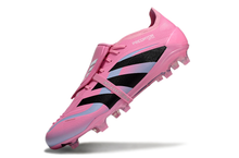 Carregar imagem no visualizador da galeria, Adidas Predator 25 Elite Tongue FG - Rosa
