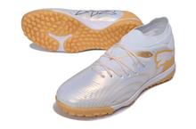 Carregar imagem no visualizador da galeria, Puma Future 9 FTR Society - Branco Dourado
